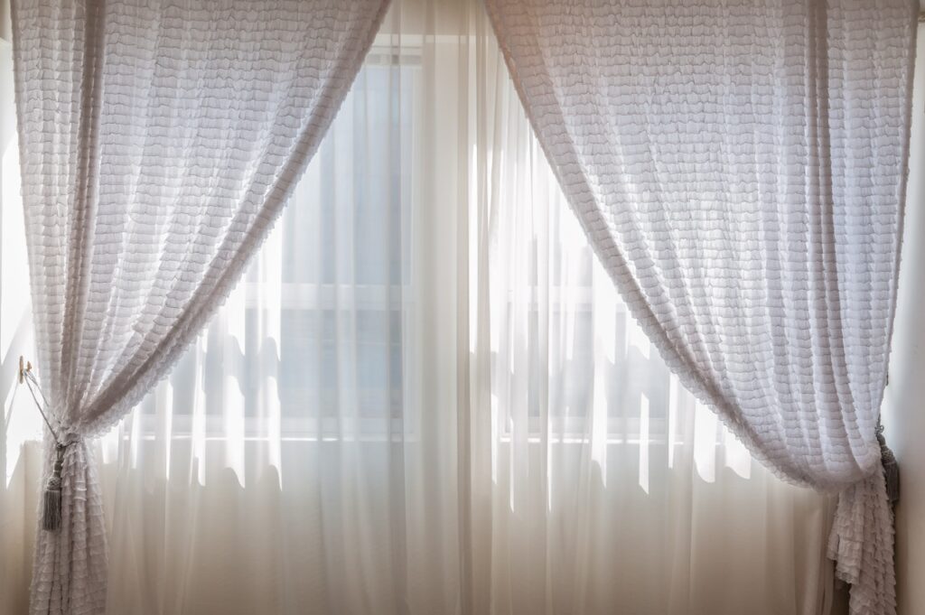 simple-curtain